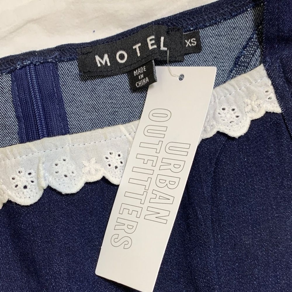 Motel Corset Crop Top Womens XS Blue Denim Eyelet Lace Trim Urban Outfitters - Picture 6 of 7